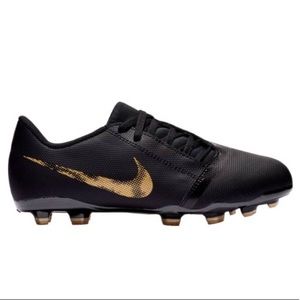 NEW, Nike Phantom Venom Soccer Cleats